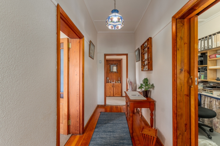 4 Bedroom Property for Sale in Napier Western Cape